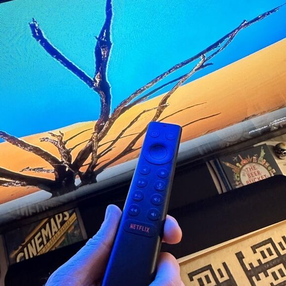 NVIDIA - SHIELD Remote with Voice - Black‎ NWT & in unopened box - Picture 2 of 8